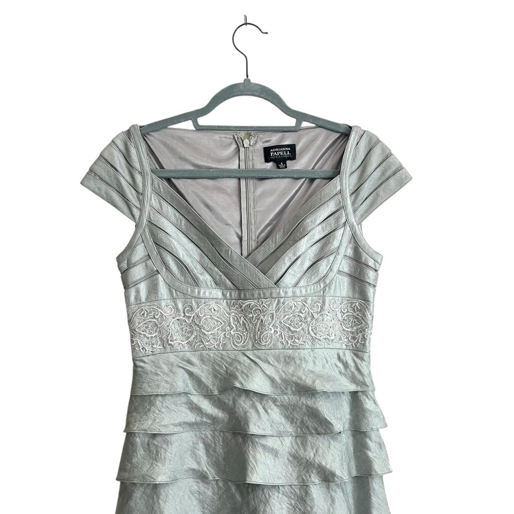 Adrianna Papell Silver Cap Sleeve Layered Gown Embellished Dress Size 6 - Picture 2 of 14